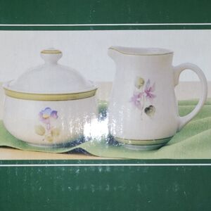 Elegant Floral Ceramic Sugar Bowl and Creamer Set